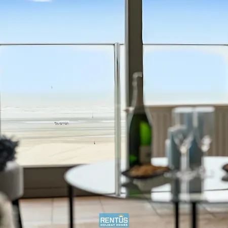 Seaflower - With Seaview In Oostduinkerke