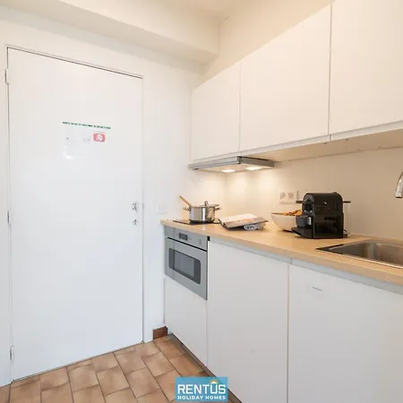 Seaflower - With Seaview In